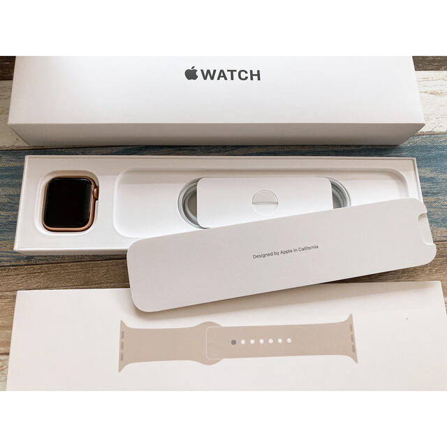 Apple Watch(アップルウォッチ)のApplewatch se メンズの時計(腕時計(デジタル))の商品写真