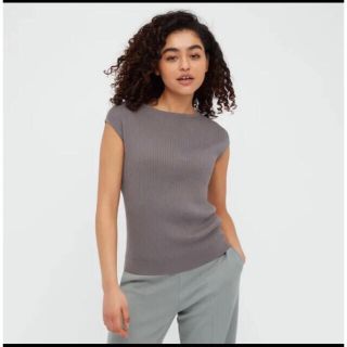 ユニクロ(UNIQLO)の【美品】ユニクロ　UVカット　スーピマコットン　フレンチスリーブ　セーター(カットソー(半袖/袖なし))