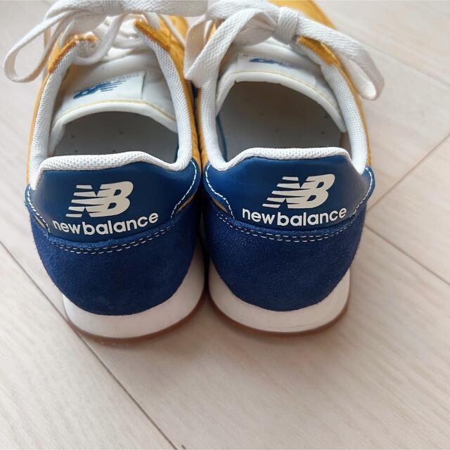 New Balance(ニューバランス)のNEW BALANCE UL720ZB イエローx ネイビー レディースの靴/シューズ(スニーカー)の商品写真