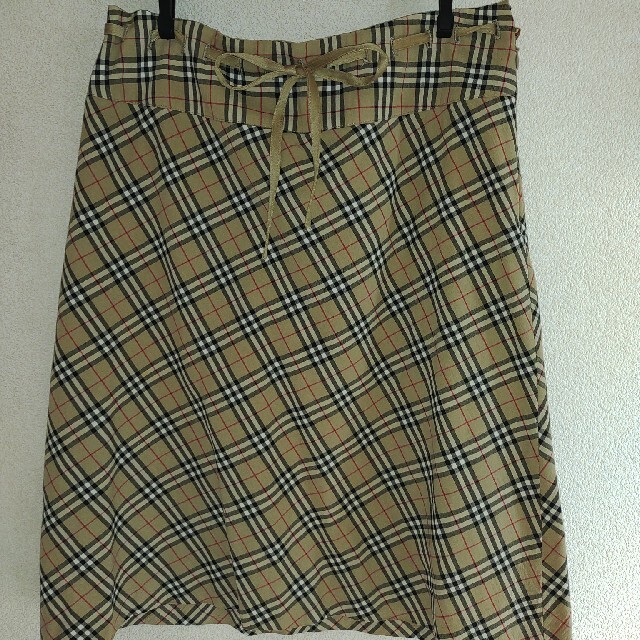 [大幅値引き！]バーバリーブルーレーベルのスカート