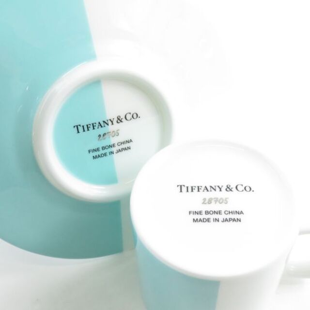 Tiffany & Co.(ティファニー)のティファニー 28705 カラーブロック カップ＆ソーサー 2客SY3681G インテリア/住まい/日用品のキッチン/食器(食器)の商品写真