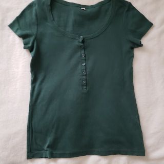 ユニクロ(UNIQLO)のUNIQLO前あきシャ(カットソー(半袖/袖なし))