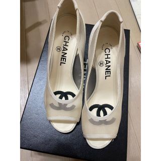 シャネル(CHANEL)のCHANEL メッシュサンダル　白(サンダル)