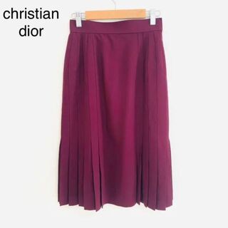 クリスチャンディオール(Christian Dior)のタグ付き新品　クリスチャンディオール　プリーツ　エンジ色　スカート(ひざ丈スカート)