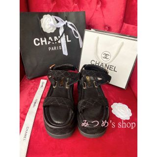 シャネル サンダル(レディース)(スエード)の通販 64点 | CHANELの 【予約中!】 CHANEL シャネル ウッドサンダル スエード ブラック 38 サンダル