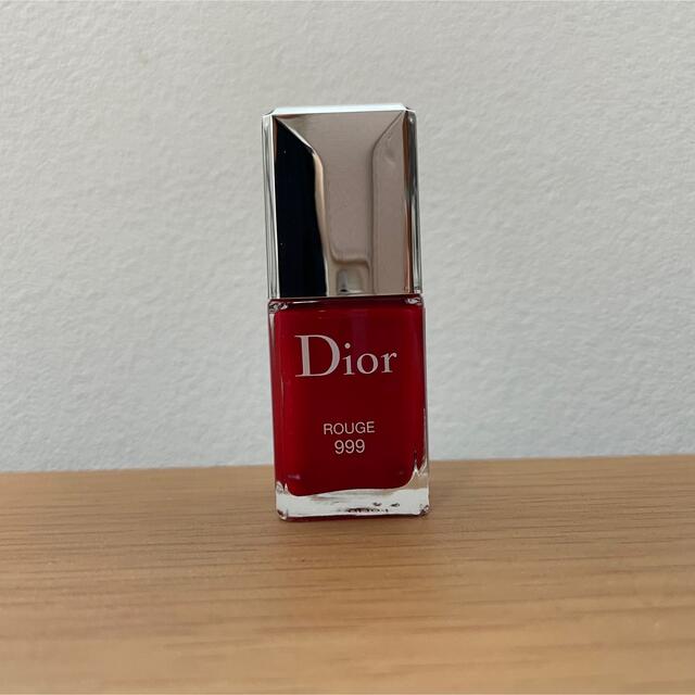 Christian Dior(クリスチャンディオール)のディオール ヴェルニ (ネイル エナメル)  ROUGE 999 コスメ/美容のネイル(マニキュア)の商品写真