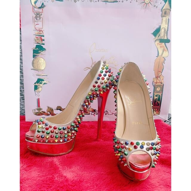 美品レア❣️Christian Louboutin メタリックスタッズ パンプス