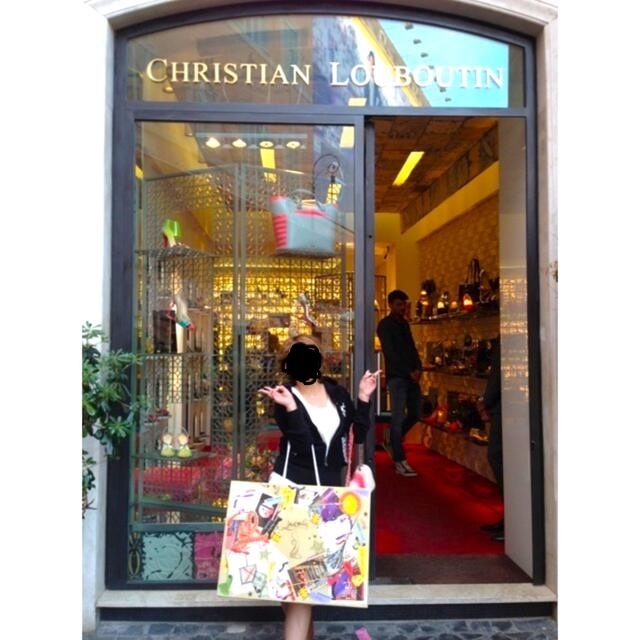 Christian Louboutin(クリスチャンルブタン)のパリ本店購入✨Christian Louboutin スタッズ パンプス👠  レディースの靴/シューズ(ハイヒール/パンプス)の商品写真
