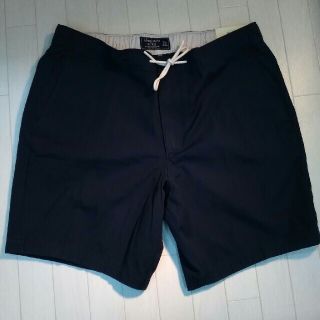 アバクロンビーアンドフィッチ(Abercrombie&Fitch)の正規品　新品アバクロンビー&フィッチショートパンツ　ＸＬ　ネイビー(ショートパンツ)