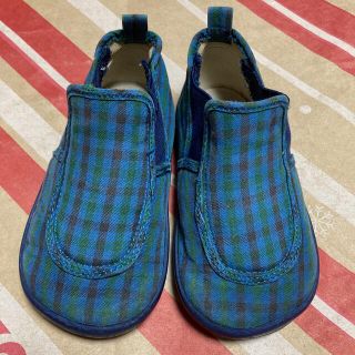 ファミリア スリッポンの通販 300点以上 | familiarを買うならラクマ