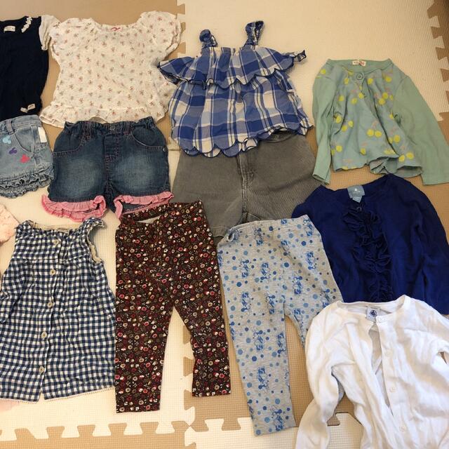 PETIT BATEAU(プチバトー)の夏服と羽織り　まとめ　18枚　80-90 キッズ/ベビー/マタニティのベビー服(~85cm)(ワンピース)の商品写真