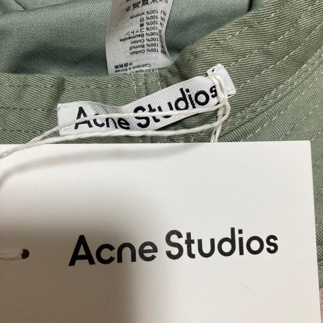 Acne Studios(アクネストゥディオズ)の新品未使用　Acne Studios バケットハット メンズの帽子(ハット)の商品写真