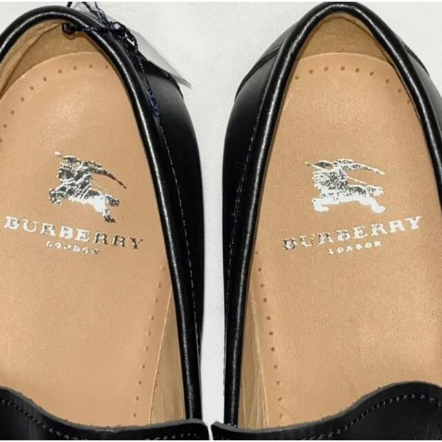 BURBERRY(バーバリー)の【新品】BURBERRYノバチェックプレート付きローファー 日本製 メンズの靴/シューズ(ドレス/ビジネス)の商品写真