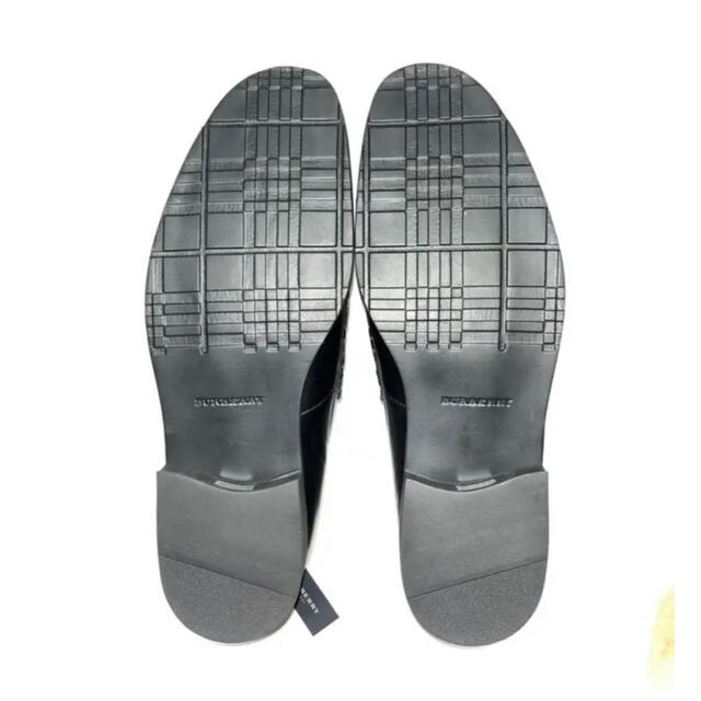 BURBERRY(バーバリー)の【新品】BURBERRYノバチェックプレート付きローファー 日本製 メンズの靴/シューズ(ドレス/ビジネス)の商品写真