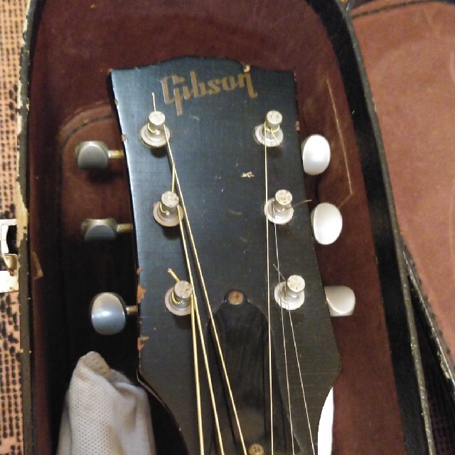 Gibson(ギブソン)のhaleiwa様　専用　gibson LG-0 1967年 楽器のギター(アコースティックギター)の商品写真