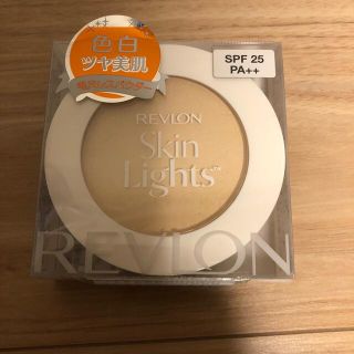 レブロン(REVLON)のema♡様専用　レブロン スキンライト プレスト パウダー N 101 (フェイスパウダー)