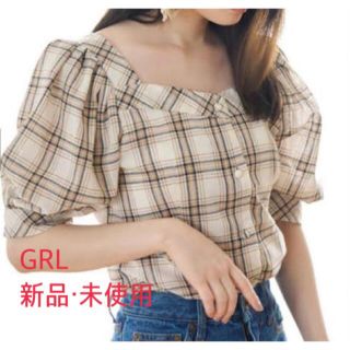 グレイル(GRL)の【新品・未使用】GRL チェック柄フロントボタンパフスリーブブラウス(シャツ/ブラウス(半袖/袖なし))