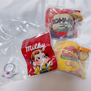 フジヤ(不二家)の不二家 お菓子マスコットりんぐ ガチャ ミルキー カントリーマアム(その他)