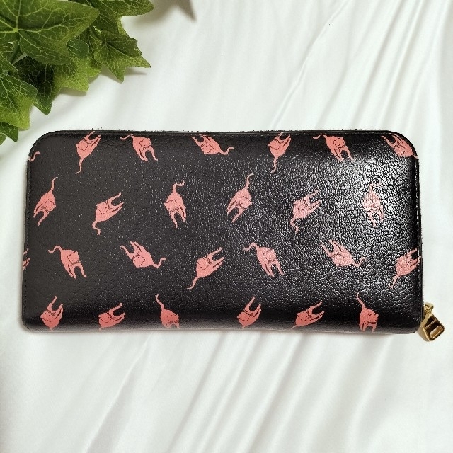 美品 MIUMIU ミュウミュウ 長財布 マドラス 猫 総柄 キャット ネコ