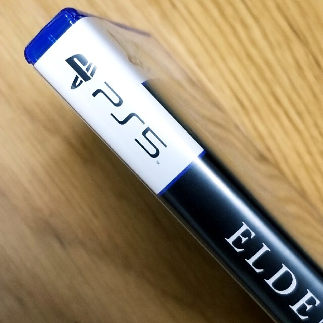PlayStation(プレイステーション)のエルデンリング PS5 エンタメ/ホビーのゲームソフト/ゲーム機本体(家庭用ゲームソフト)の商品写真