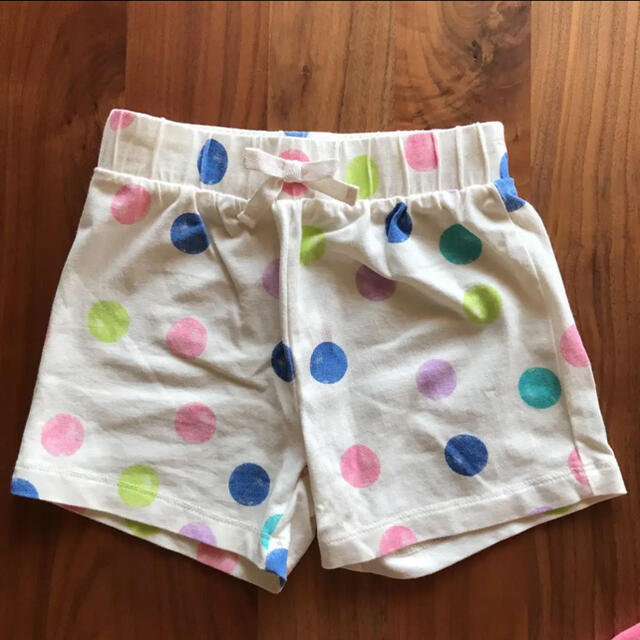 carter's(カーターズ)のカーターズ　ハーフパンツ　18m 4枚組 キッズ/ベビー/マタニティのキッズ服女の子用(90cm~)(パンツ/スパッツ)の商品写真