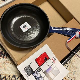 ストウブ(STAUB)のストウブ✨新品未使用スキレット16cm✨ロイヤルブルー(鍋/フライパン)