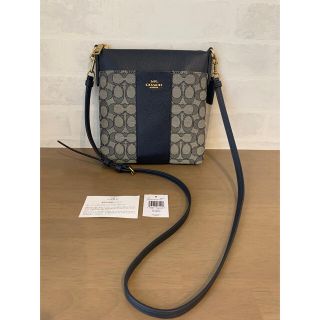 コーチ(COACH)の 新品未使用♡完売オンライン限定品！キットメッセンジャーシグネチャージャガード(ショルダーバッグ)