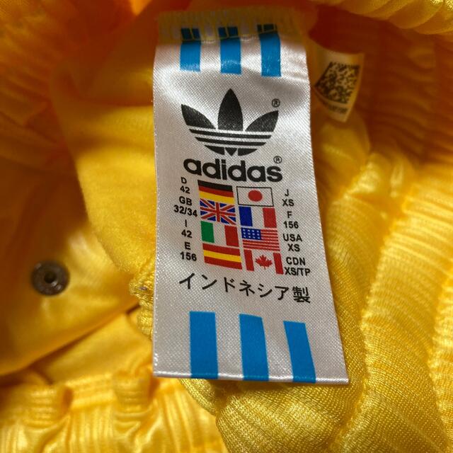 adidas(アディダス)のadidas レディース　ジャケット レディースのジャケット/アウター(その他)の商品写真