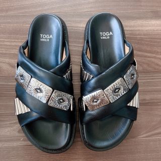 TOGA VIRILIS Metal cross sandals smcint.com