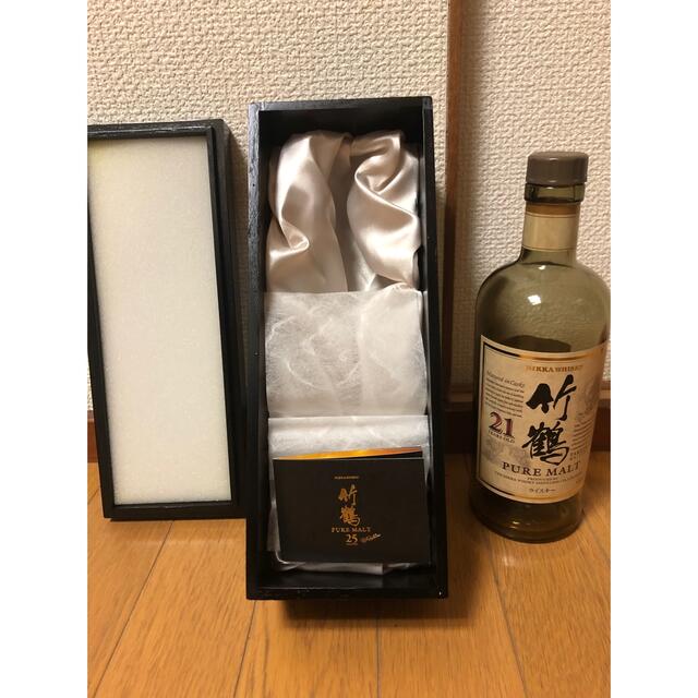 人気ブランド ニッカウヰスキー 竹鶴25年 空瓶 700ml ピュアモルト ウイスキー