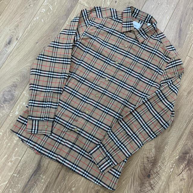 BURBERRY(バーバリー)のBurberry London England レトロ　ノバチェック　シャツ メンズのトップス(シャツ)の商品写真