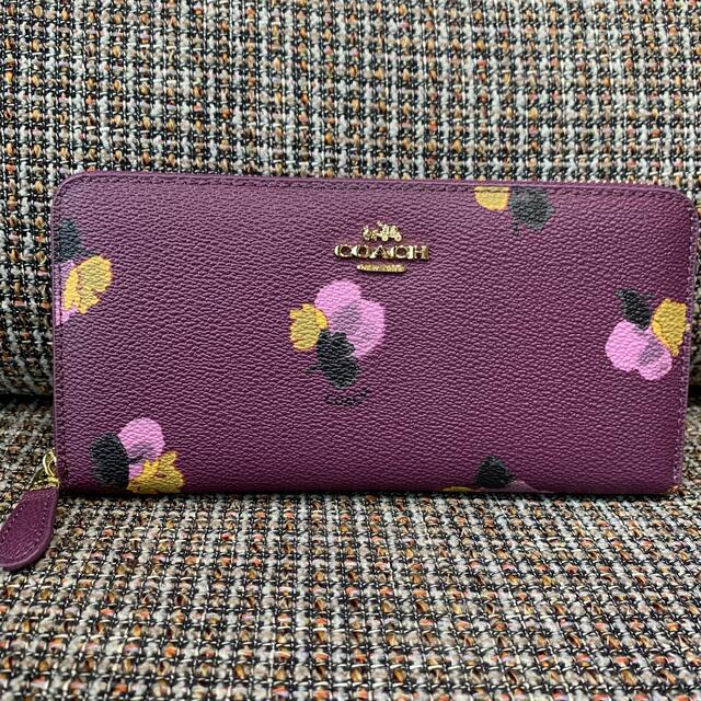 COACH(コーチ)の53794  コーチ　長財布　パープルフラワー　紫色　花柄 レディースのファッション小物(財布)の商品写真