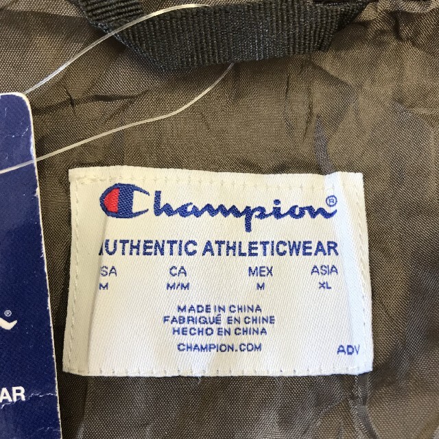 Champion(チャンピオン)の【Champion】未使用 タグ付き ダウンジャケット レディースのジャケット/アウター(ダウンジャケット)の商品写真