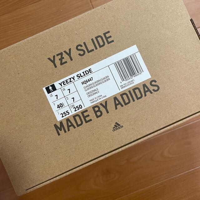 アディダス adidas YEEZY Slide Glow Green 25.5 メンズの靴/シューズ(スニーカー)の商品写真