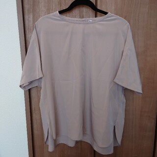 ユニクロ(UNIQLO)のシルフィールTブラウス(Tシャツ(半袖/袖なし))
