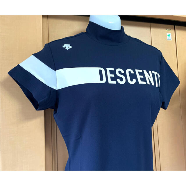 DESCENTE(デサント)のデサント　レディースゴルフウェア　半袖ハイネック　M 夏物トップス　新品未使用 スポーツ/アウトドアのゴルフ(ウエア)の商品写真