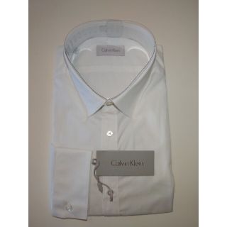 カルバンクライン(Calvin Klein)の【新品・未使用】CALVIN KLEIN　カルバン・クライン　ドレスシャツ(シャツ)