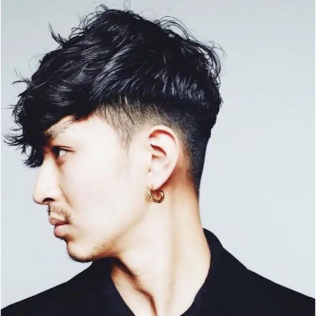 CAREERING ピアス ゴールド 金 501 ゴールド 松田翔太の通販 by CAREERING ピアス ゴールド 金 501 ゴールド 松田翔太の通販 by