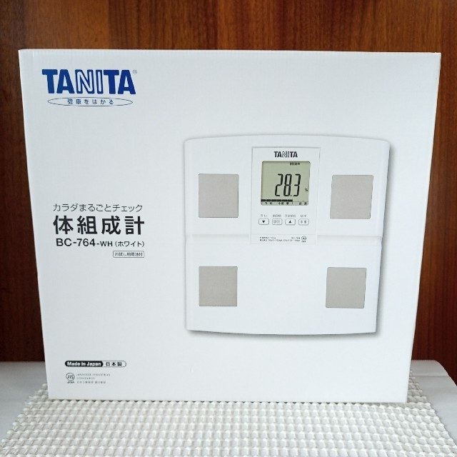 TANITA(タニタ)の【新品未使用品】ホワイト タニタ体組成計 BC-764-WH スマホ/家電/カメラの美容/健康(体重計/体脂肪計)の商品写真