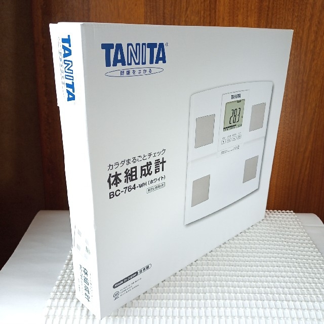 TANITA(タニタ)の【新品未使用品】ホワイト タニタ体組成計 BC-764-WH スマホ/家電/カメラの美容/健康(体重計/体脂肪計)の商品写真