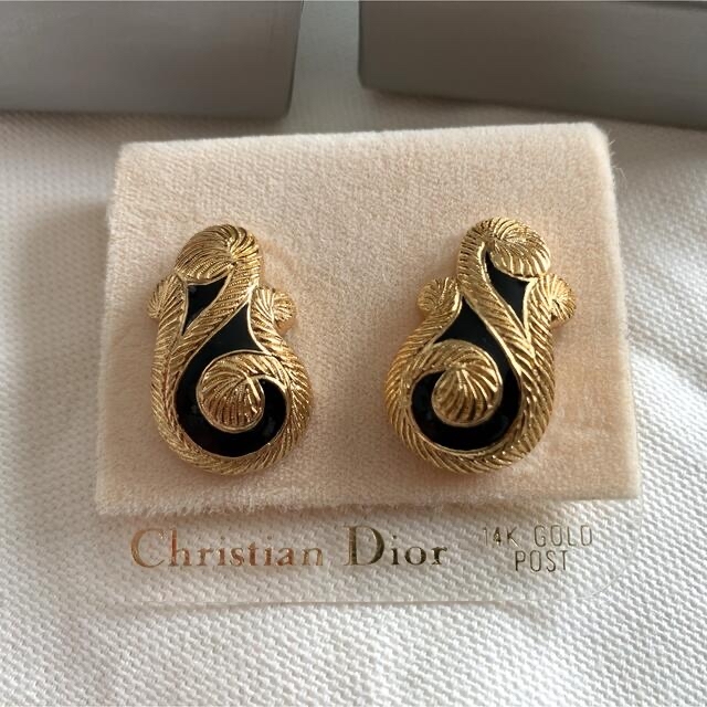 【美品】ヴィンテージChristianDiorゴールドピアス＆イヤリングセット