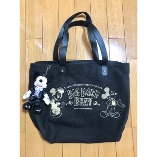 ディズニー(Disney)のディズニーシー　ビックバンドビート　トートバッグ　ミッキーぬいぐるみバッチ(トートバッグ)