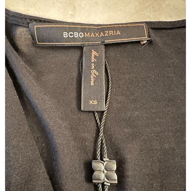 BCBGMAXAZRIA(ビーシービージーマックスアズリア)の処分セール　新品　BCBGMAXAZRIA 黒　シャーリング　ワンピース レディースのワンピース(ひざ丈ワンピース)の商品写真