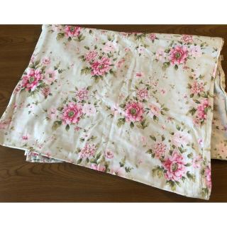 ローラアシュレイ(LAURA ASHLEY)の『専用』LAURA ASHLEYの掛け布団カバー(used品)ミルナー水色(シーツ/カバー)