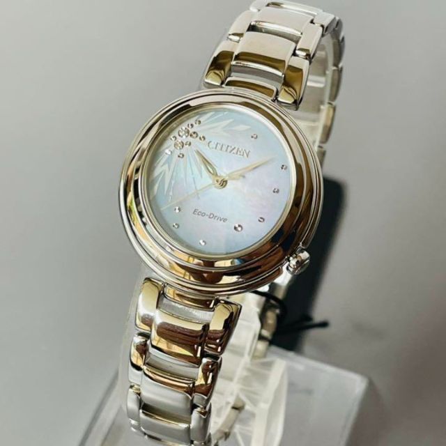 CITIZEN(シチズン)の【再入荷】CITIZEN/エコドライブ/女性腕時計/ディズニー/エルサモデル レディースのファッション小物(腕時計)の商品写真