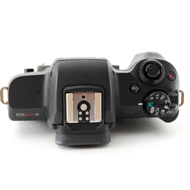 Canon(キヤノン)のCanon EOS Kiss M 15-45mm レンズキット スマホ/家電/カメラのカメラ(ミラーレス一眼)の商品写真