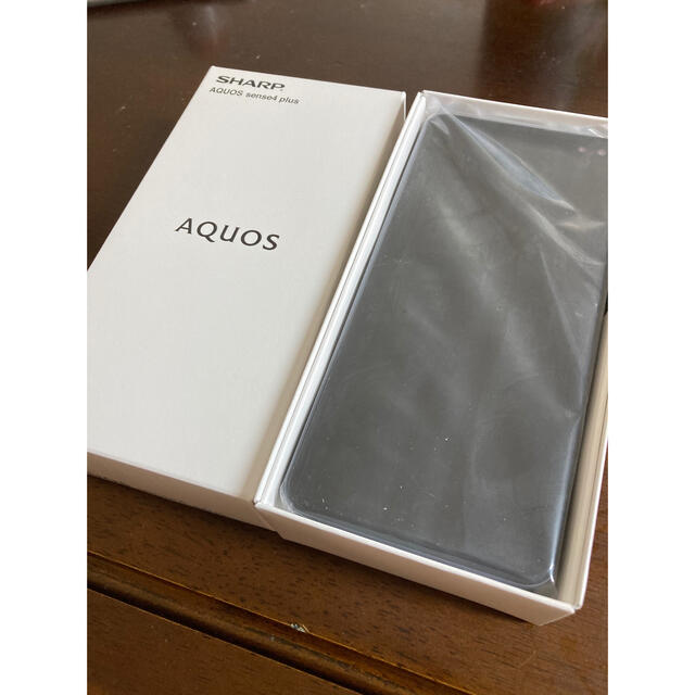 AQUOS(アクオス)のAQUOS Sense4 Plus ブラック新品未使用 スマホ/家電/カメラのスマートフォン/携帯電話(スマートフォン本体)の商品写真