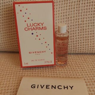 ジバンシィ(GIVENCHY)の★廃盤★香水★GIVENCHY ジバンシィ ラッキーチャーム　オードトワレ(その他)