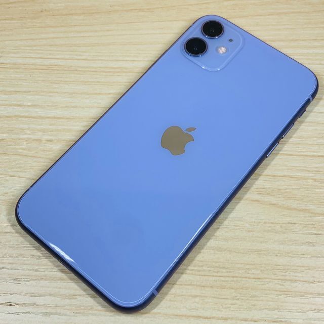 Apple(アップル)のSIMﾛｯｸ解除済 iPhone11 64GB PP96 スマホ/家電/カメラのスマートフォン/携帯電話(スマートフォン本体)の商品写真