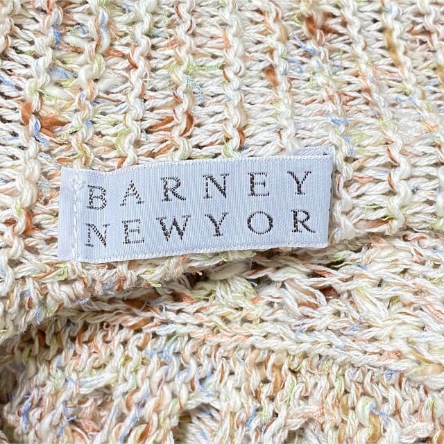 BARNEYS NEW YORK(バーニーズニューヨーク)の透かし編みポンチョ レディースのジャケット/アウター(ポンチョ)の商品写真